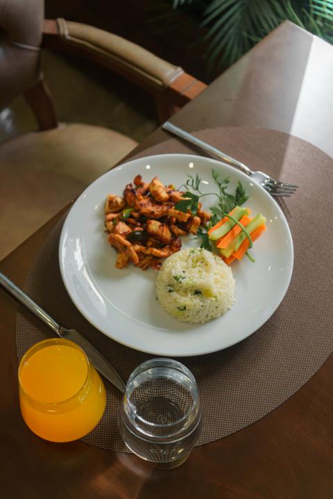 RESTAURANT & YEMEKLER