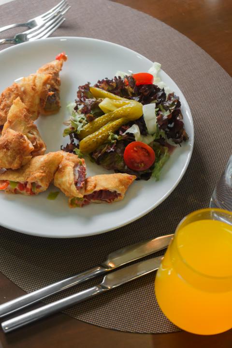RESTAURANT & YEMEKLER