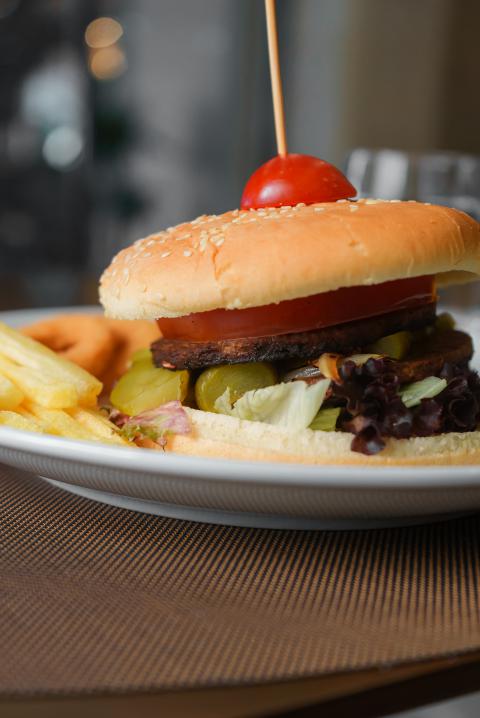 RESTAURANT & YEMEKLER
